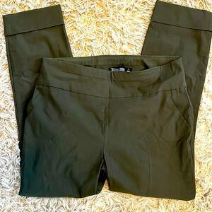 Green cropped jeggings